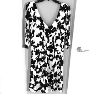 CAbi black & white soft cotton dress